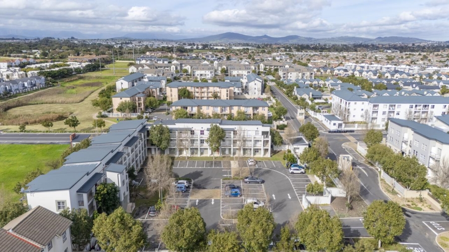 2 Bedroom Property for Sale in Buh Rein Estate Western Cape